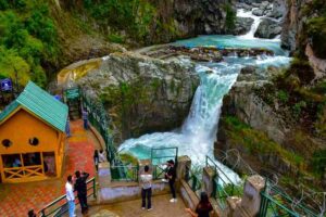 Aharbal Waterfall, Kashmir