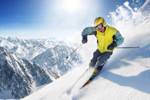 Top 10 Adventure Activities in kashmir you must Try: Skiing in Gulmag, Kashmir