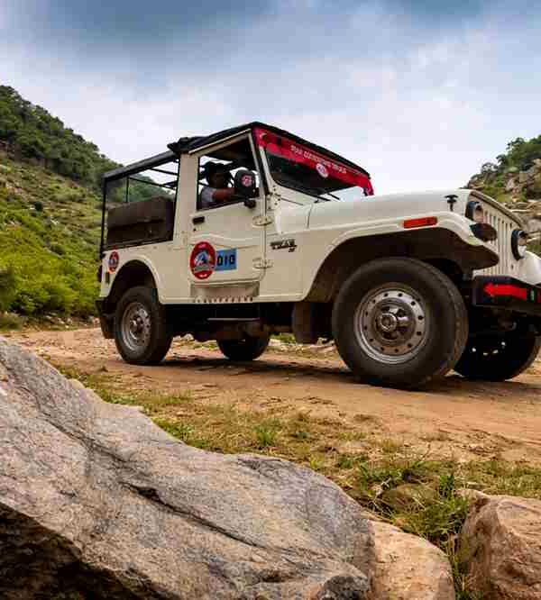 Jeep Ride in Jaipur – Rajasthan