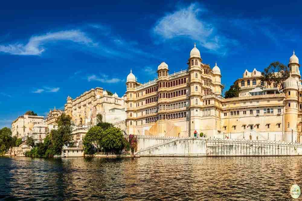 City Palace Udaipur overlooking Lake Pichola, a magnificent heritage palace in Rajasthan.