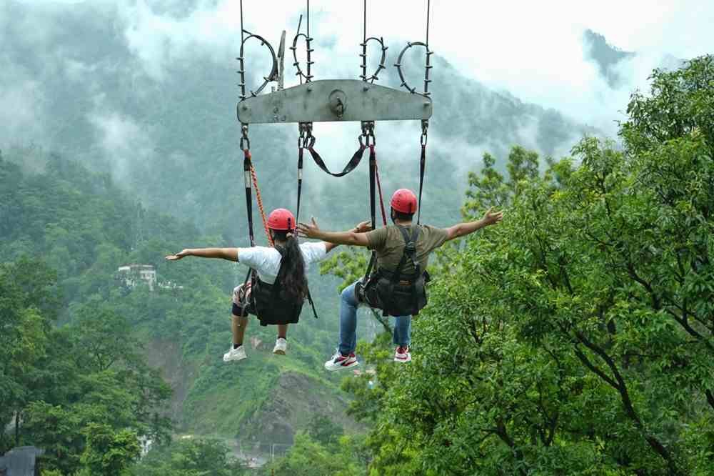 The Giant Swing adventure activity offers an exciting outdoor experience for thrill-seeking travellers.