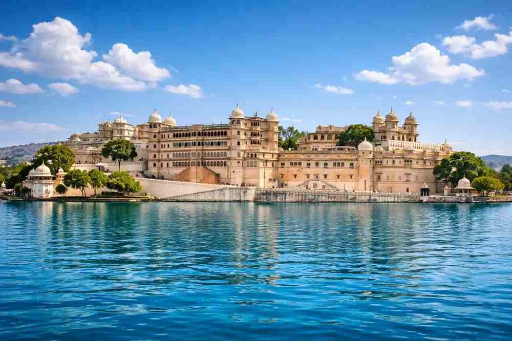Udaipur Rajasthan featuring Lake Pichola, royal palaces and scenic heritage attractions.
